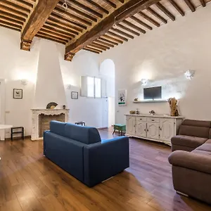 Apartamento Incantevole Banchi Di Sopra, Siena